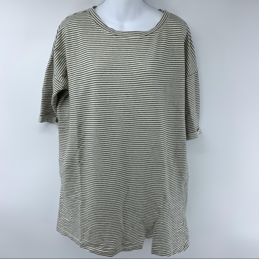 Umgee women's short sleeve striped tunic, medium